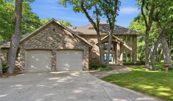 1703 S Le Homme Dieu Dr NE, Alexandria, MN 56308