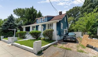 2712 S DAKOTA Ave NE, Washington, DC 20018