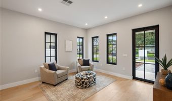 803 YATES St, Orlando, FL 32804