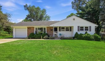303 RIDGE St, Algonquin, IL 60102