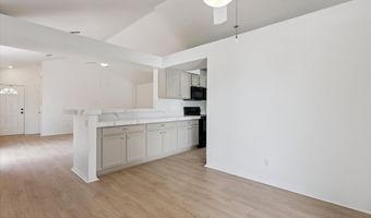 1722 N COMANCHE Dr, Chandler, AZ 85224