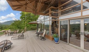 148 Mountain Ash Ln, Highlands, NC 28741