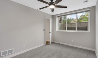 15590 Duck Trail Ln, Apple Valley, MN 55124