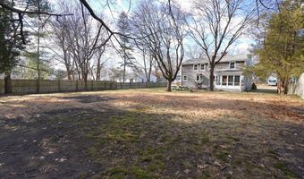 72 Woodbine St, Attleboro, MA 02703