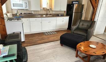 10 Lane Four, Narragansett, RI 02882