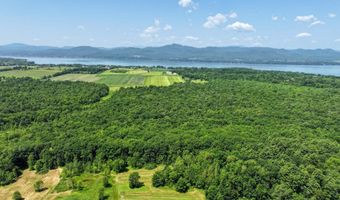 2493 Lake St, Addison, VT 05491
