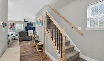 300 SAUNDERS Ave, Bellmawr, NJ 08031