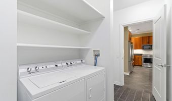 250 Daniel Burnham Sq 305, Columbus, OH 43215