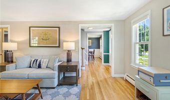 111 Juniper Dr, North Kingstown, RI 02852