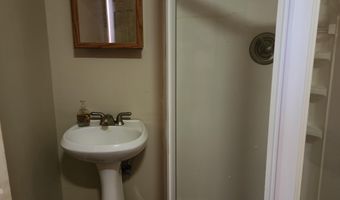 200 Cathedral Vly, Ash Fork, AZ 86320