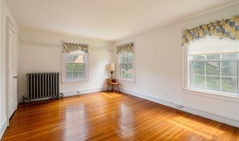 85 Church Dr, Cheshire, CT 06410