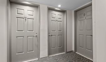 880 N POLLARD St N 224, Arlington, VA 22203