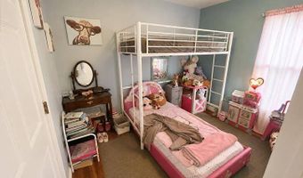 11812 Midland Trail Rd, Ashland, KY 41102