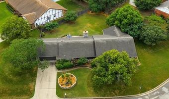 2930 W Cambridge Ct, Bartlesville, OK 74006