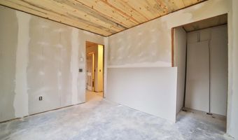 951 Swede Lake Trl SW, Backus, MN 56435