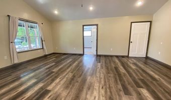 1902 14th St, Bedford, IN 47421