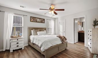 1025 Heritage Way, Benton, AR 72019