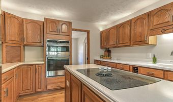18137 Old Jonesboro Rd, Abingdon, VA 24211