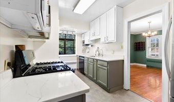 73 Oakwood St, Albany, NY 12208