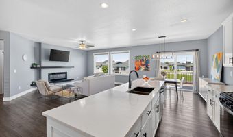 5219 Springbrook Dr, Ames, IA 50014