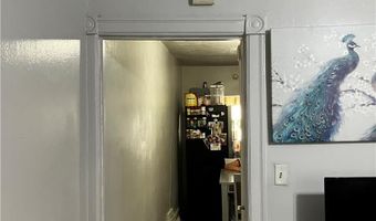10 S Brook St, Allentown, PA 18109