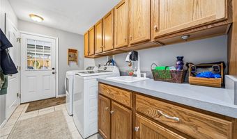 2013 Deerfield Dr, Ashtabula, OH 44004