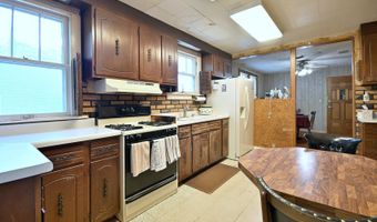 38393 N Lakeside Pl, Antioch, IL 60002