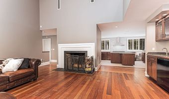 126 Spaulding Rd, Brooklyn, CT 06234