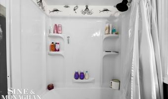 447 Ruskin Dr, Algonac, MI 48001