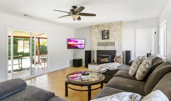 605 Arnold Way, Alpine, CA 91901