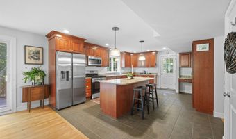 27 Colonel Wilkins Rd, Amherst, NH 03031
