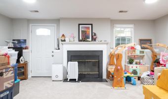 6005 BINGLEY Rd, Alexandria, VA 22315