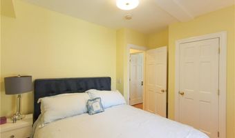 487 Spring St 1, Newport, RI 02840