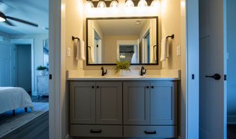 3899 Chapel Hill Ct, Bargersville, IN 46106