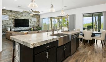 6117 E Dixileta Dr, Cave Creek, AZ 85331