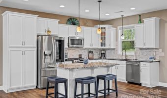 16 Enchanted Oak Ln, Alexander, NC 28701