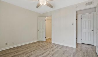 3308 WYNDHAM Cir 321, Alexandria, VA 22302