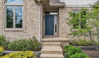 5049 Birdie Ln, Ann Arbor, MI 48103