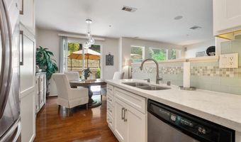 3073 Via Maximo, Carlsbad, CA 92009