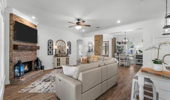 568 Newburyport St, Blanchard, LA 71107