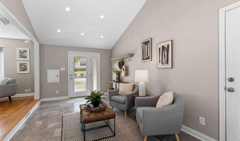 9217 Hallock Dr, Affton, MO 63123