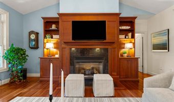 12 Amber Ln, Bedford, NH 03110