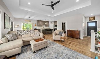 2820 E Daybreak Cir, Brandon, SD 57005