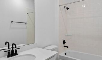 7723 Jade Crest Dr, Angleton, TX 77515