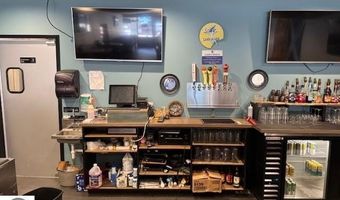 205 207 E Superior St, Alma, MI 48801