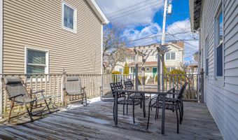 3 Wayman Ln, Bar Harbor, ME 04609