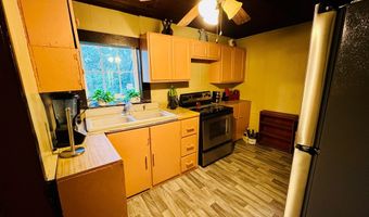 507 S Poplar St, Adel, GA 31620