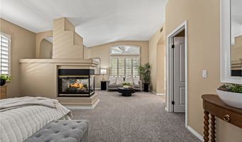 7520 E Toyon Ln, Anaheim, CA 92808