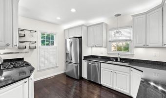 19- A W UHLER Ave, Alexandria, VA 22301