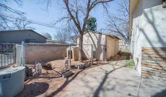 1403 S Country Club Cir, Carlsbad, NM 88220